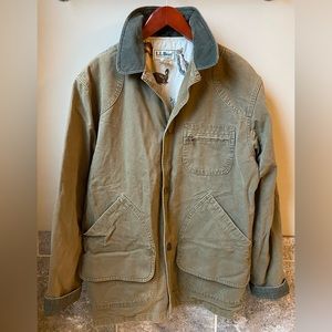 Vintage L.L.Bean Barn Jacket, Made in the U.S.A. Size Large, Olive Green